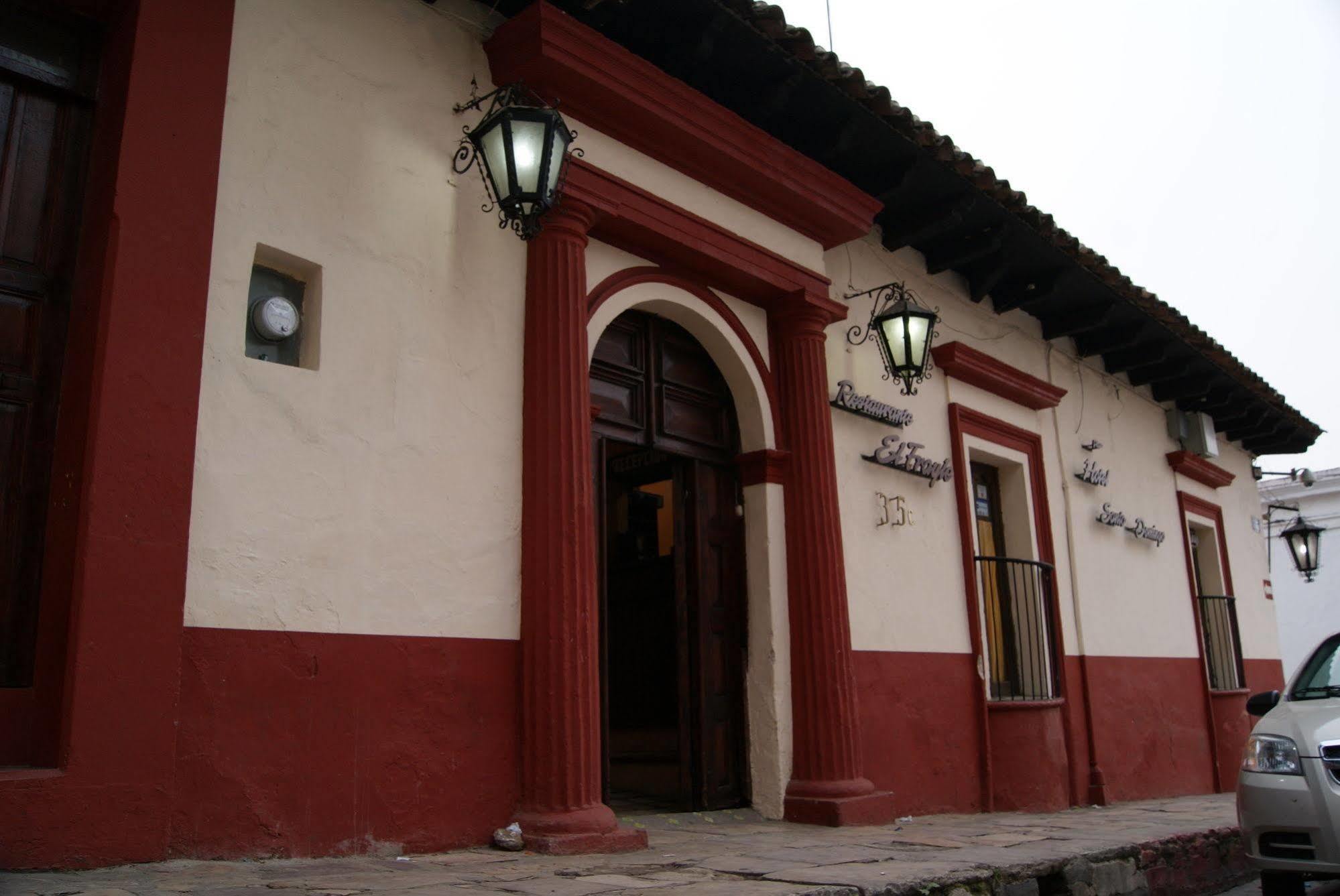Hotel Plaza Santo Domingo Сан-Крістобаль-де-лас-Касас Екстер'єр фото